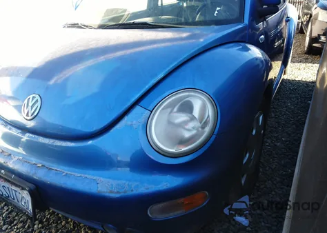 2000 Volkswagen New Beetle Gls from USA, damaged, VIN 3VWCC21CXYM429841